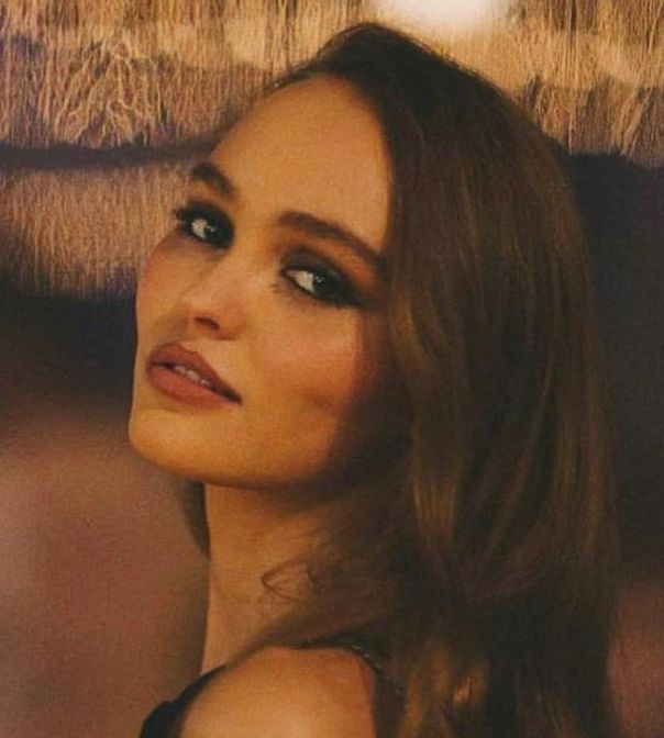 Lily-Rose Depp Workout Routine and Diet Plan